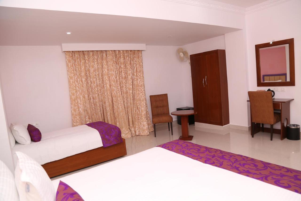 Sbk Park Inn Kanchipuram Buitenkant foto
